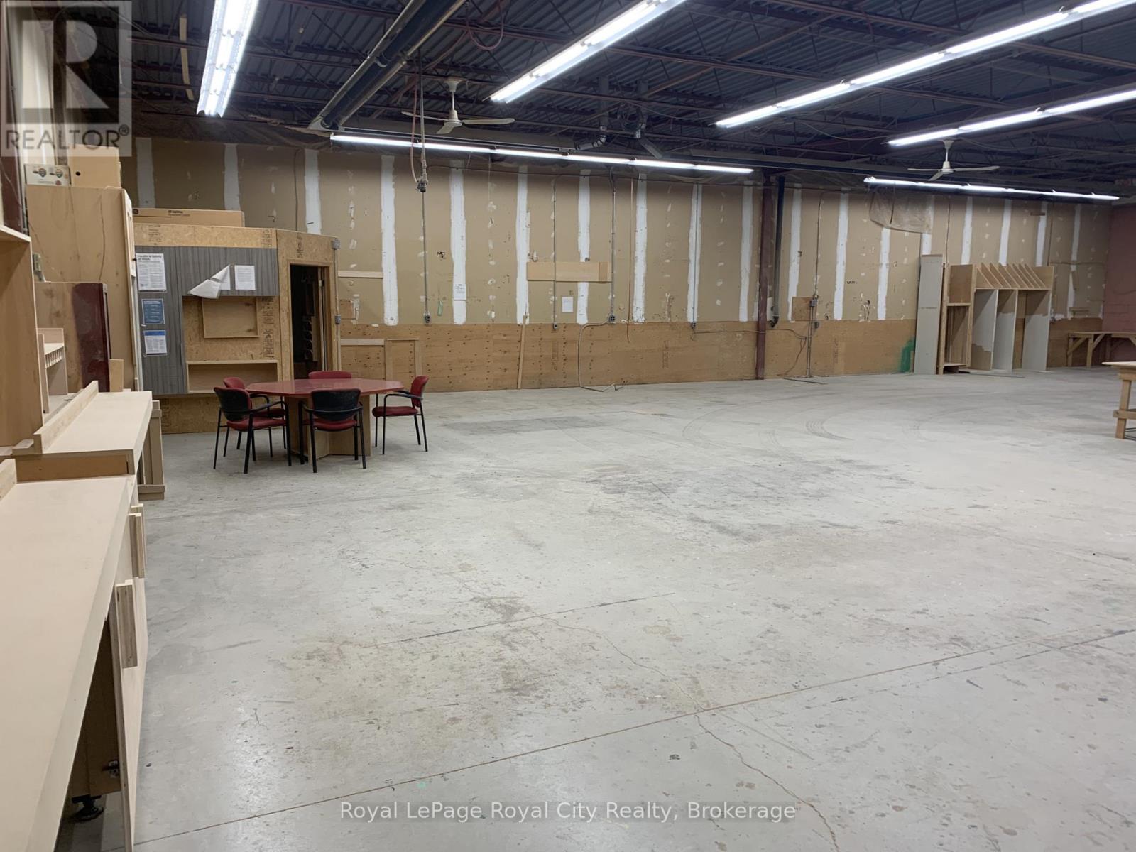 494 Massey Road, Guelph, Ontario N1K 1B4 - Photo 14 - X12554250