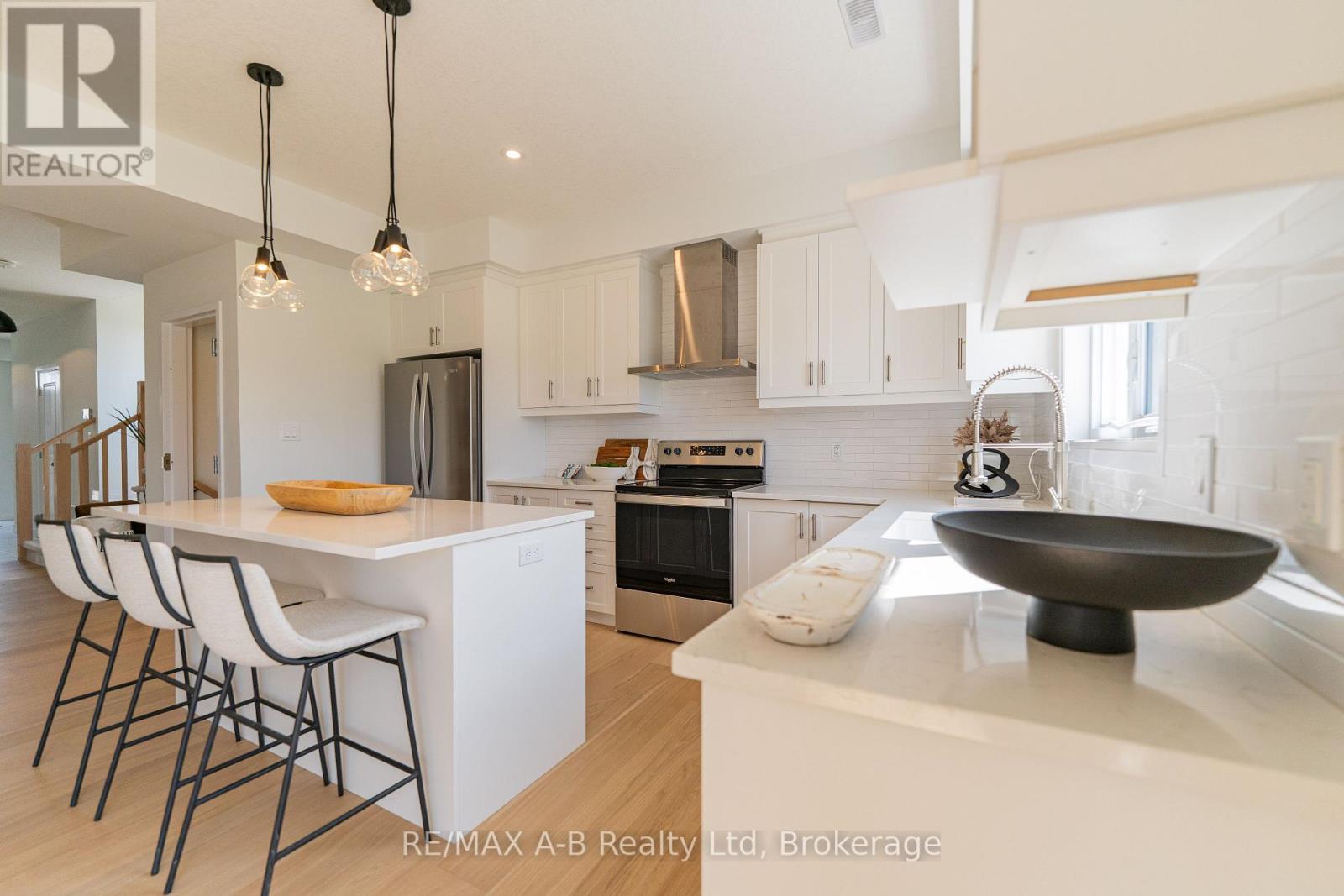 Lot 33 132 Dempsey Drive, Stratford, Ontario  N5A 0K5 - Photo 9 - X12554332