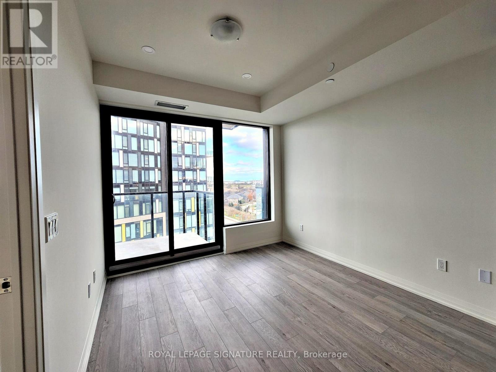 903 - 3006 William Cutmore Boulevard, Oakville, Ontario  L6H 8A4 - Photo 8 - W12553970