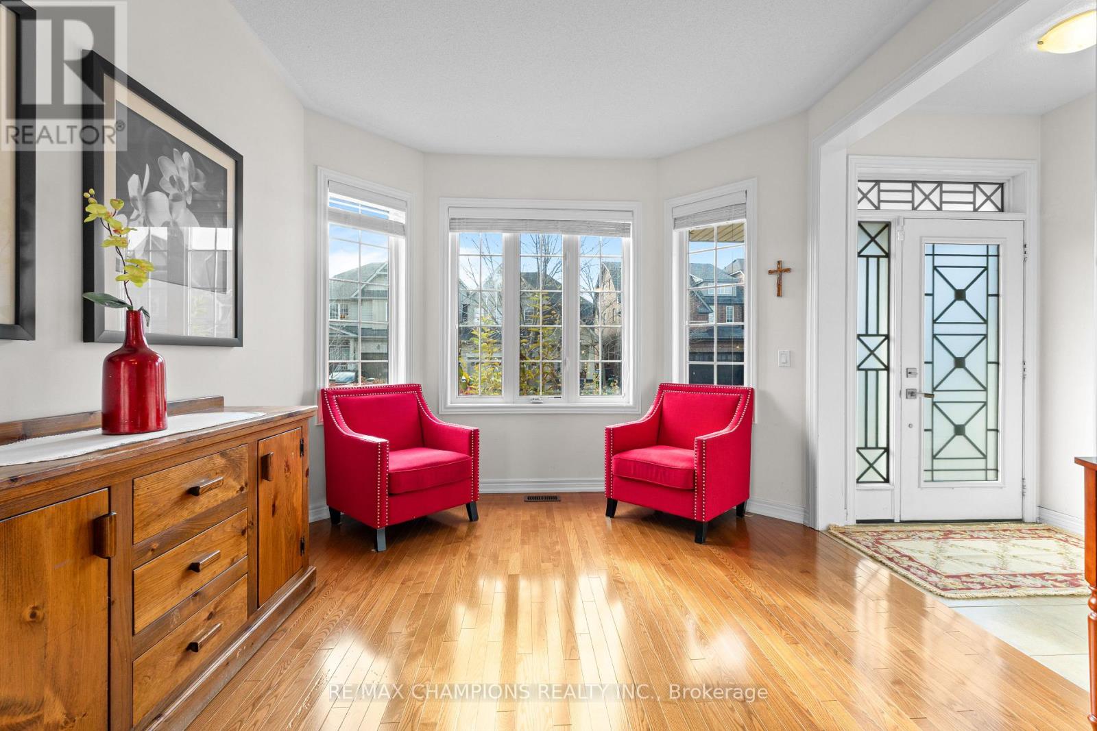 3 Arcadia Road, Caledon, Ontario  L7C 3V6 - Photo 6 - W12554004