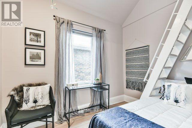 41 Sixth Street, Toronto, Ontario  M8V 3A1 - Photo 8 - W12554010