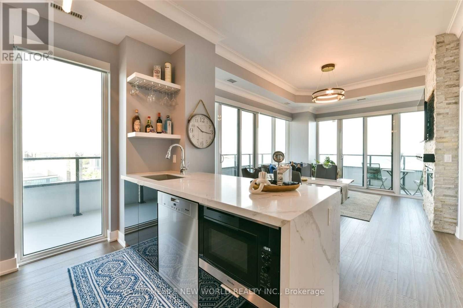 4407 - 20 Shore Breeze Drive, Toronto, Ontario  M8V 1A1 - Photo 7 - W12554080