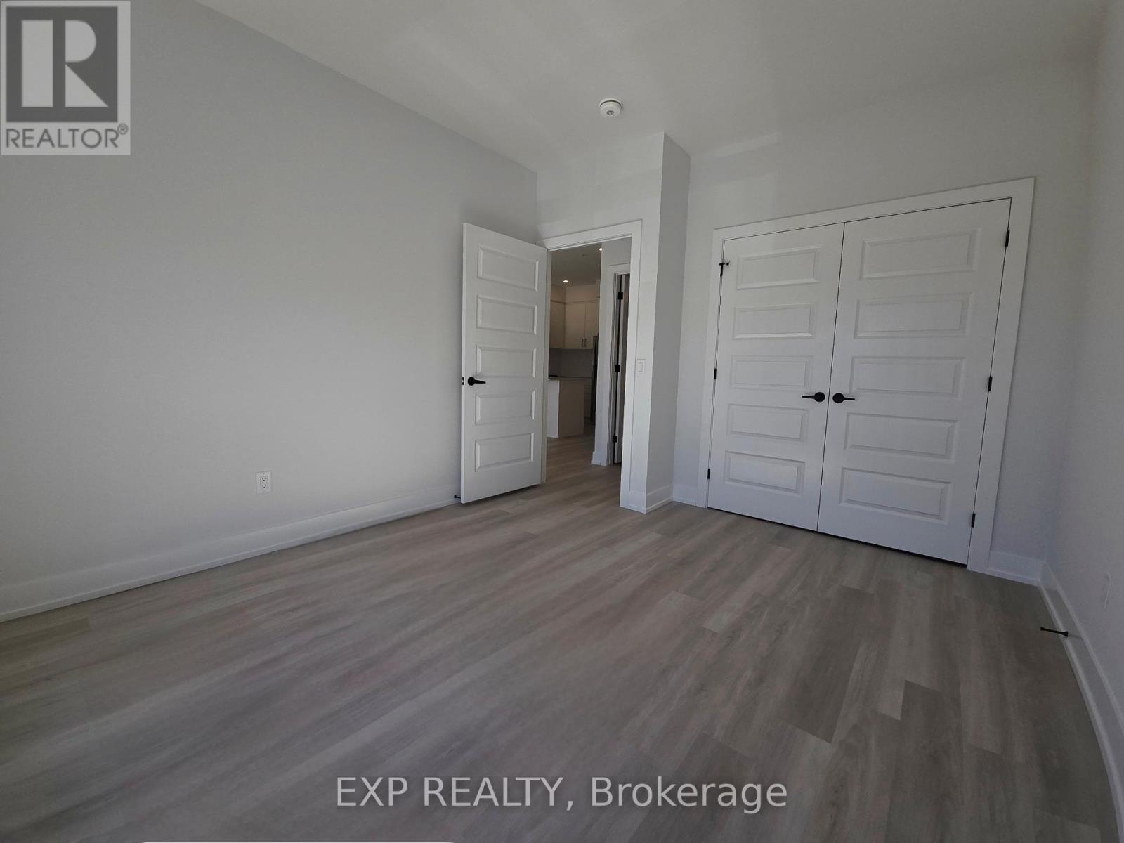 314 - 1100 Lackner Place, Kitchener, Ontario  N2A 0M1 - Photo 10 - X12554042