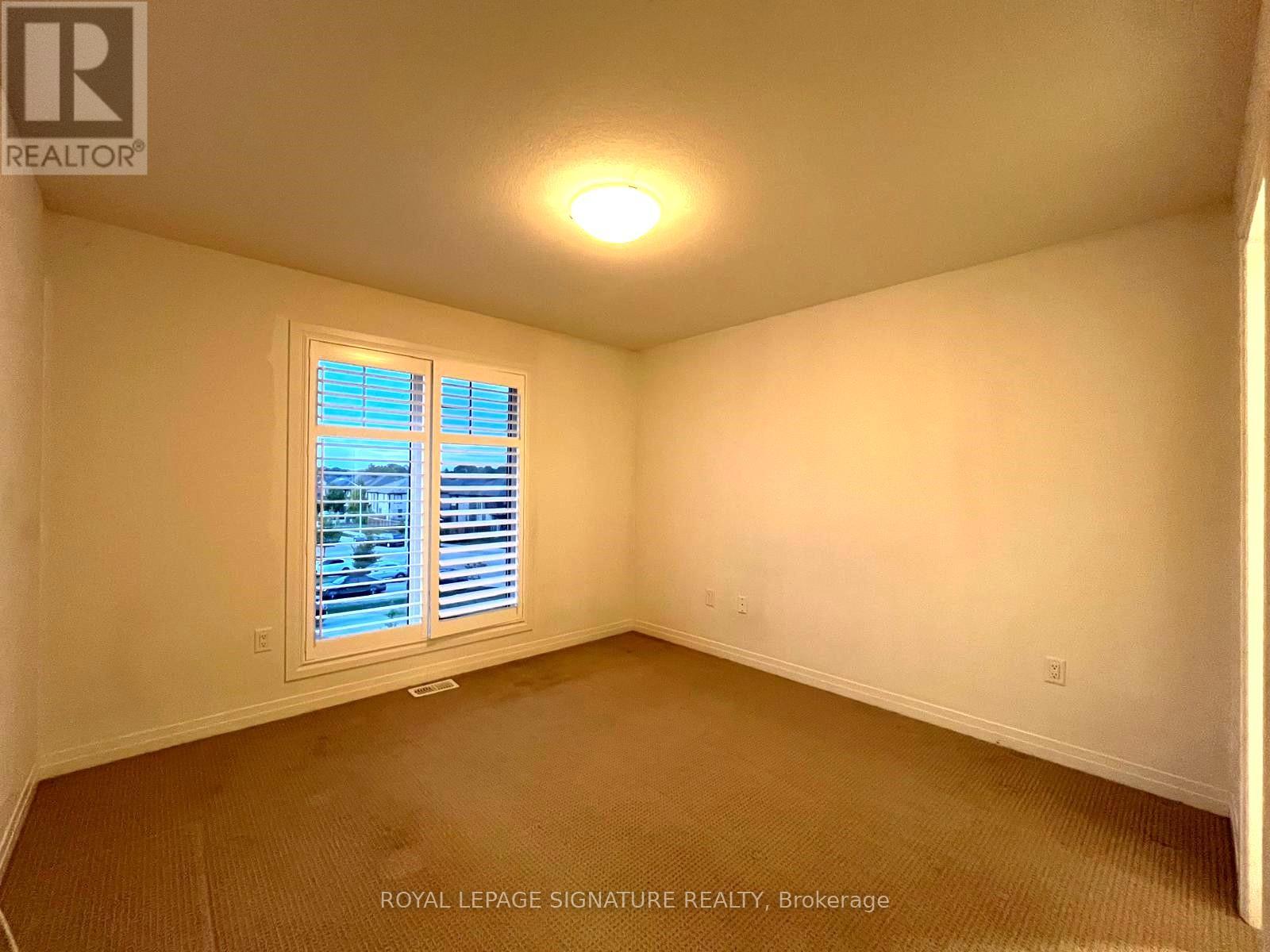 5 Dodman Crescent, Hamilton, Ontario  L9G 0G7 - Photo 11 - X12554052