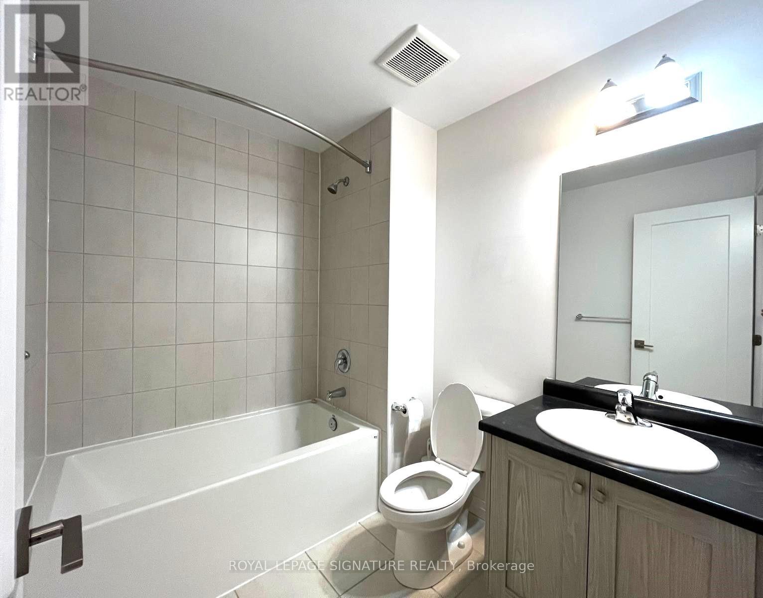 5 Dodman Crescent, Hamilton, Ontario  L9G 0G7 - Photo 12 - X12554052