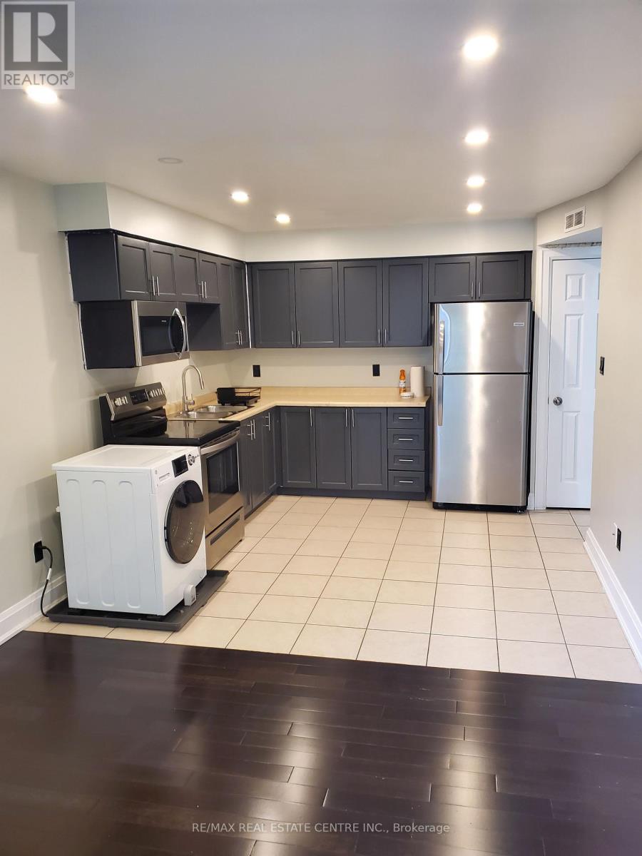 310 - 28 Victoria Avenue, Hamilton, Ontario  L8L 5E1 - Photo 3 - X12554126