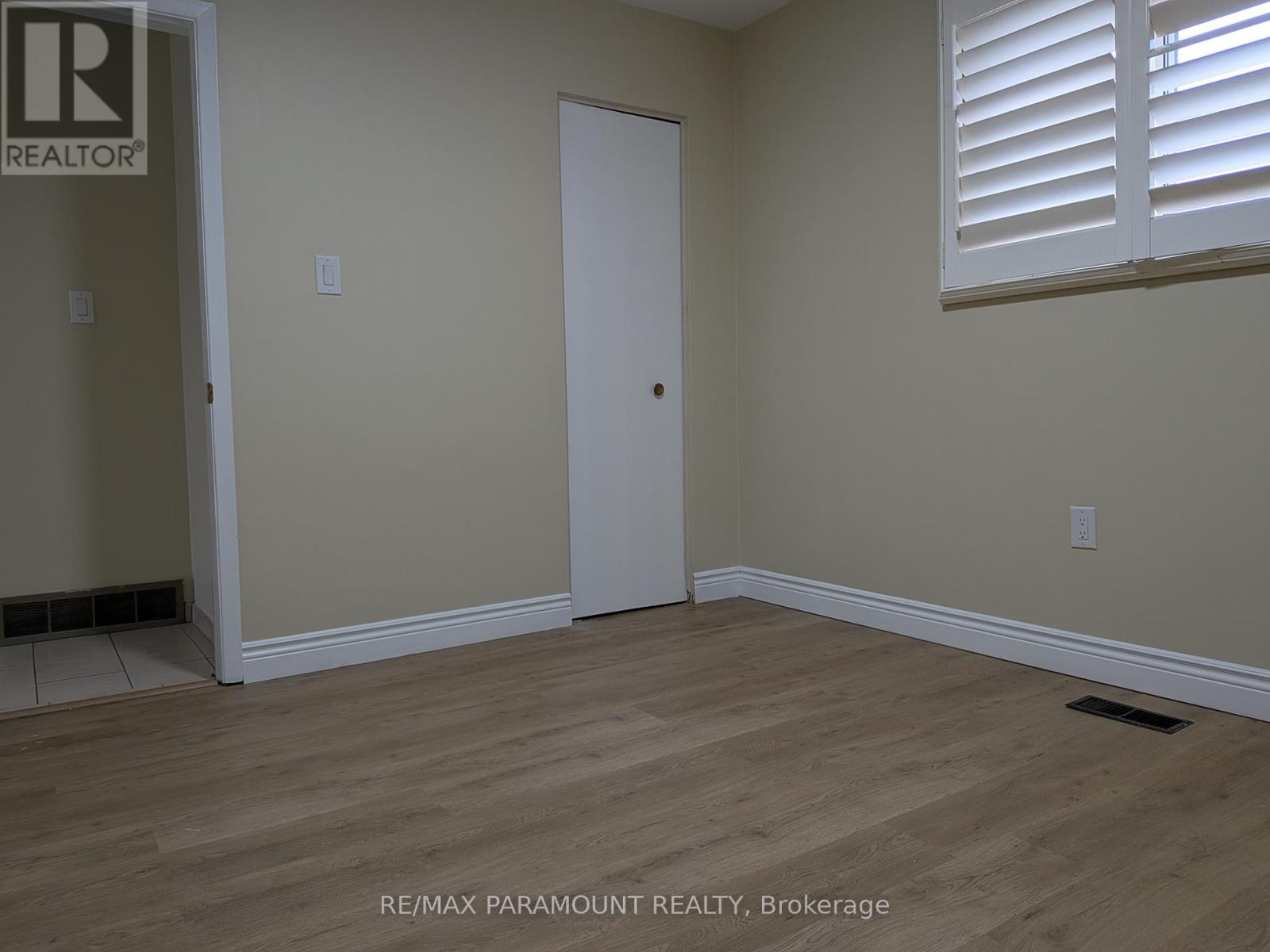 242 Millen Road, Hamilton, Ontario  L8E 2G9 - Photo 15 - X12554132