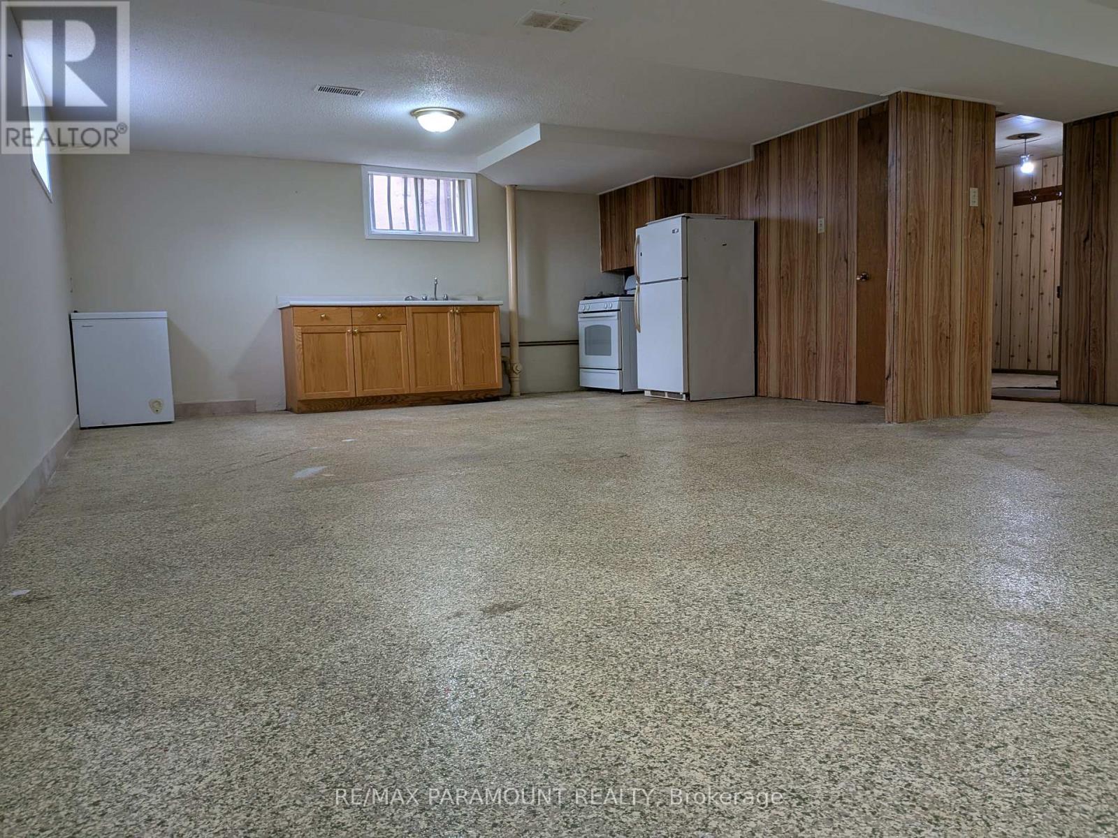 242 Millen Road, Hamilton, Ontario  L8E 2G9 - Photo 18 - X12554132