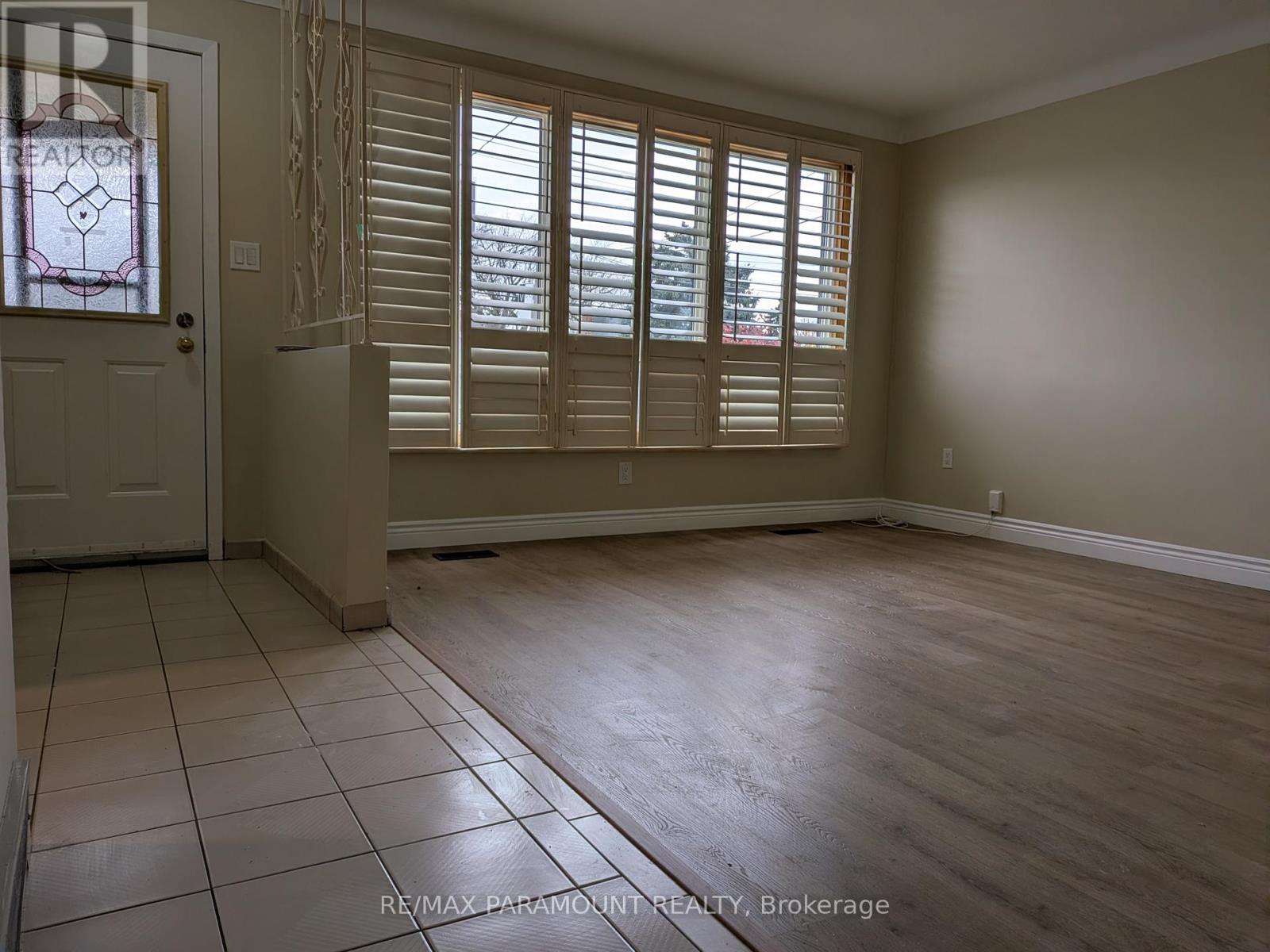 242 Millen Road, Hamilton, Ontario  L8E 2G9 - Photo 5 - X12554132