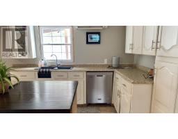 8 Louis Wright Lane, Lower Montague, Ca