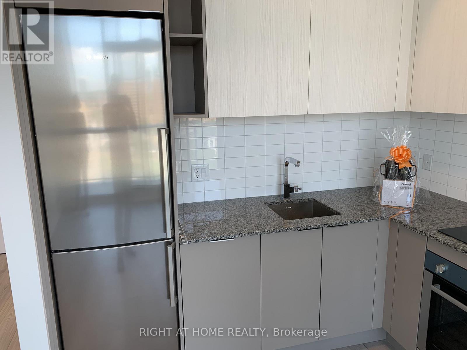 1104 - 120 Parliament Street, Toronto, Ontario  M5A 0N6 - Photo 6 - C12554186