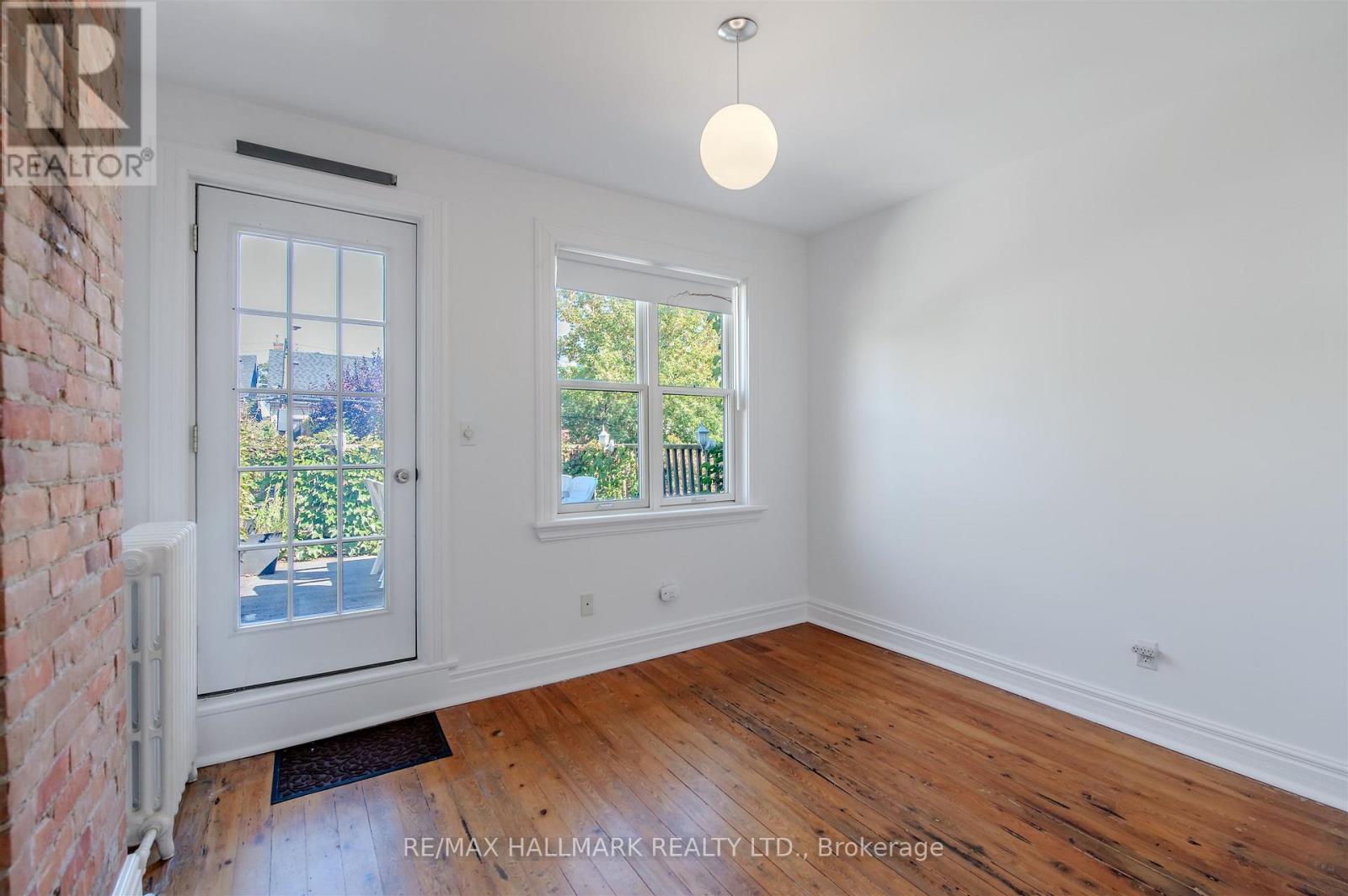 Front - 155 Major Street, Toronto, Ontario  M5S 2K9 - Photo 13 - C12554198