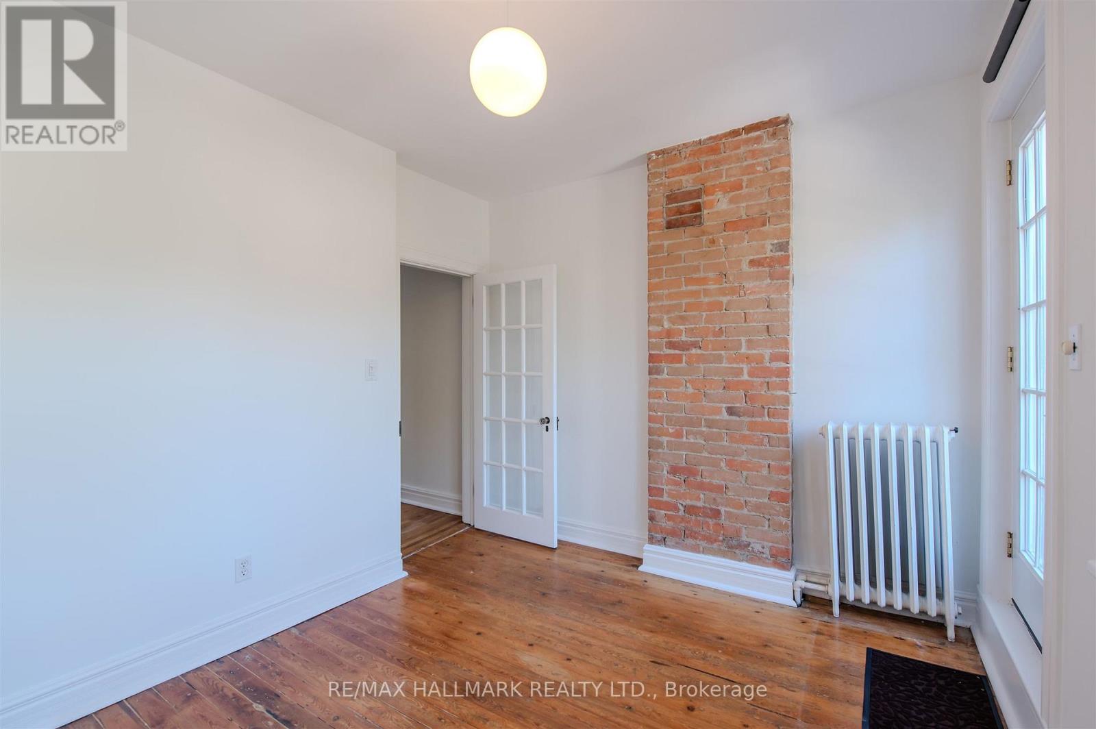 Front - 155 Major Street, Toronto, Ontario  M5S 2K9 - Photo 14 - C12554198