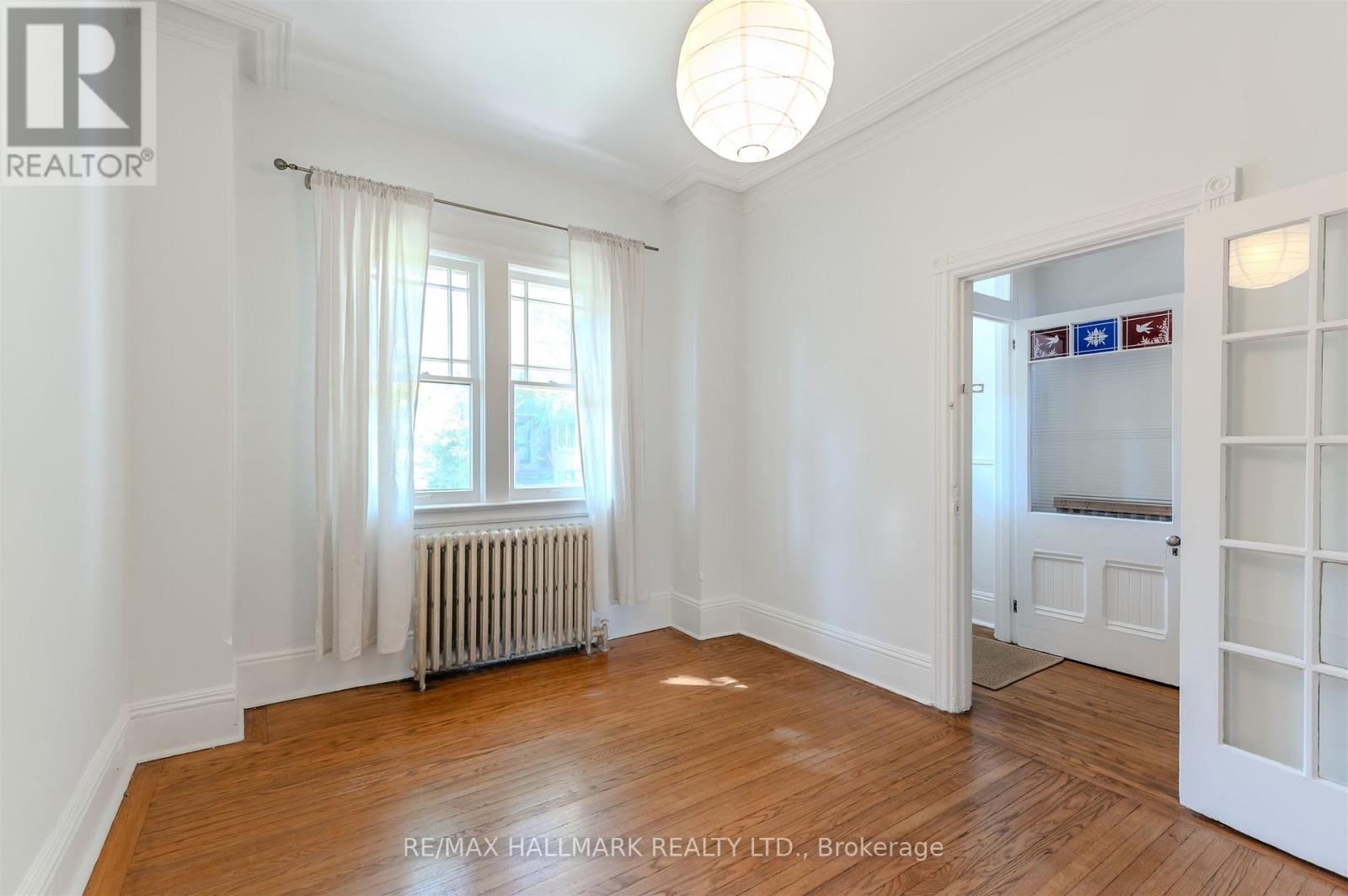 Front - 155 Major Street, Toronto, Ontario  M5S 2K9 - Photo 3 - C12554198