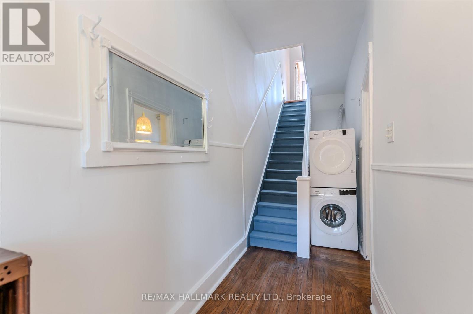 Front - 155 Major Street, Toronto, Ontario  M5S 2K9 - Photo 7 - C12554198