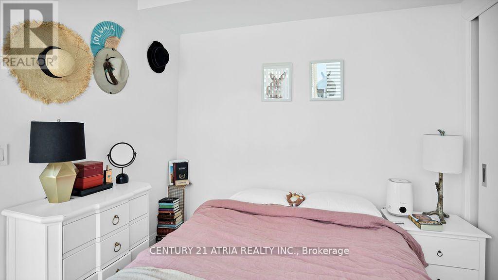 1901 - 224 King Street W, Toronto, Ontario  M5V 1H8 - Photo 11 - C12554212