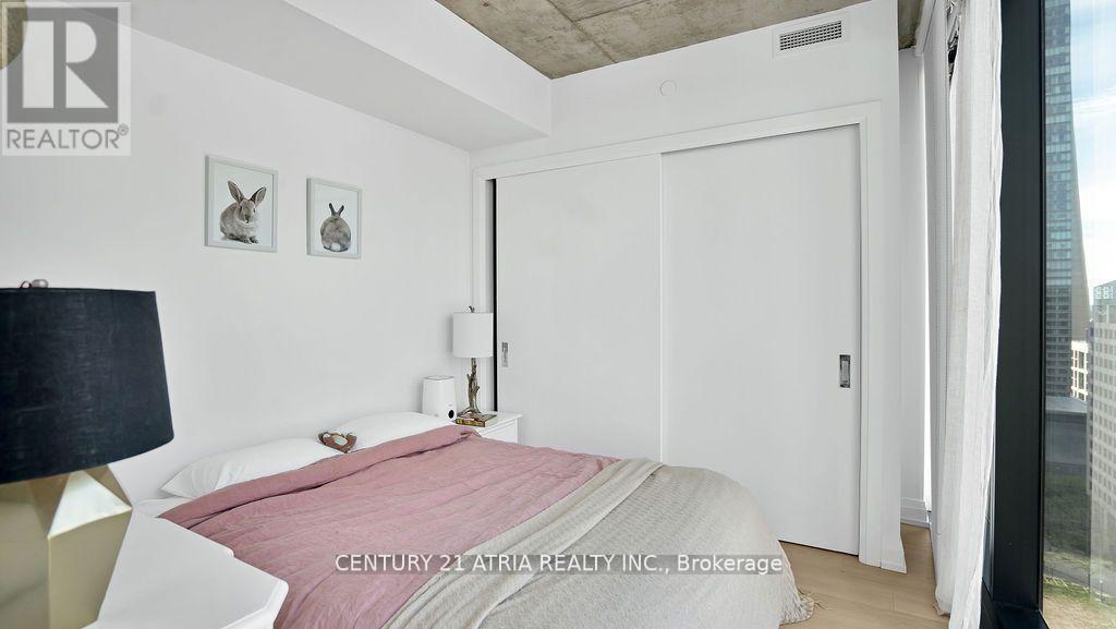 1901 - 224 King Street W, Toronto, Ontario  M5V 1H8 - Photo 13 - C12554212