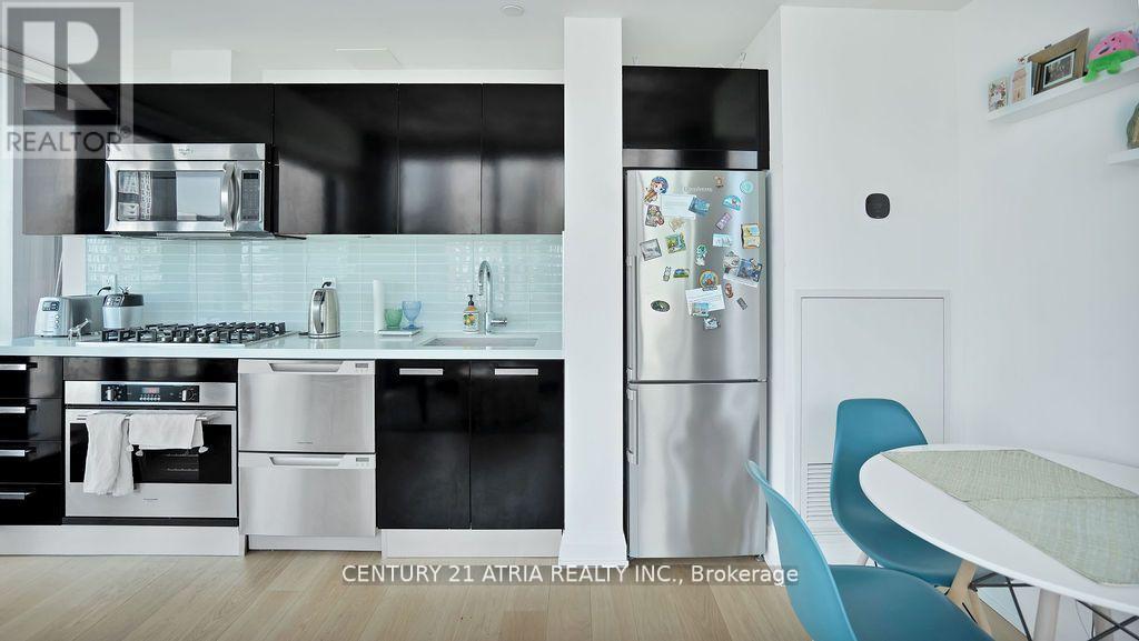 1901 - 224 King Street W, Toronto, Ontario  M5V 1H8 - Photo 8 - C12554212