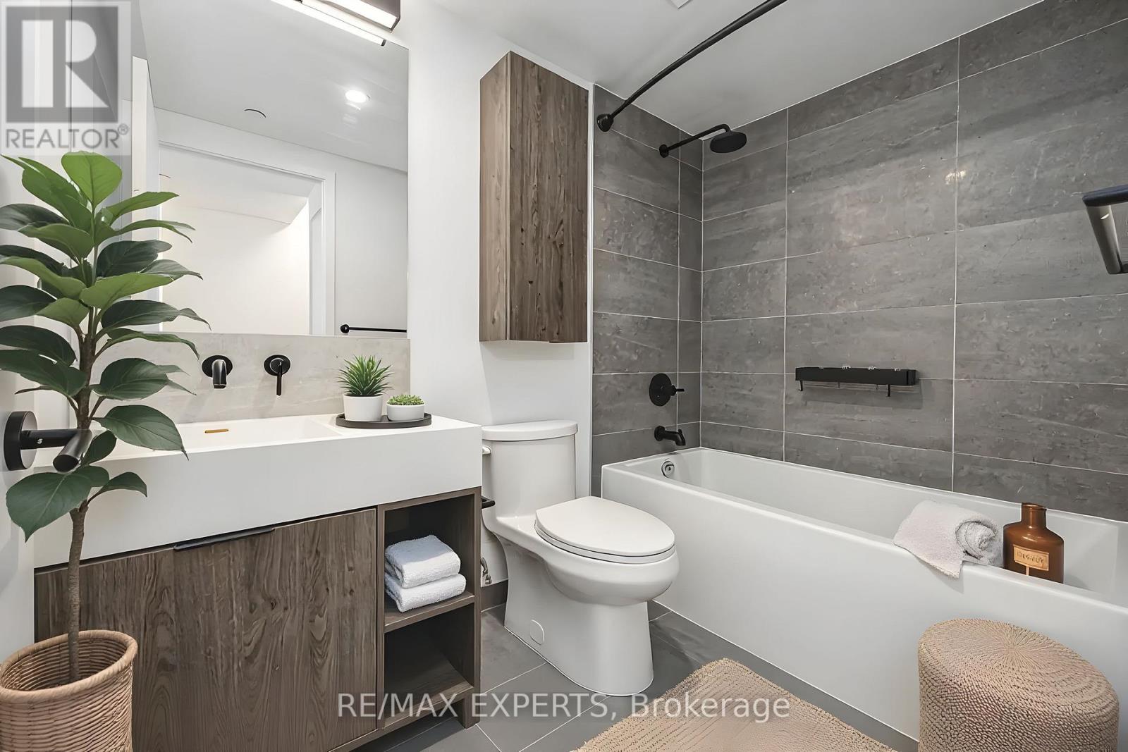 803 - 108 Peter Street, Toronto, Ontario  M5V 2G7 - Photo 9 - C12554230