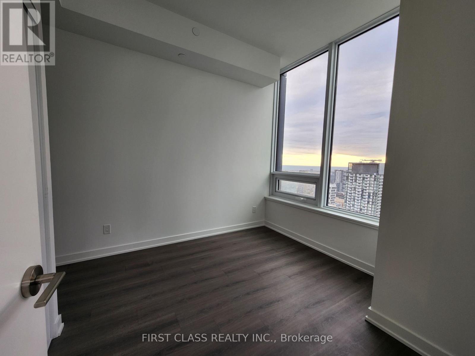 Ph07 - 8 Wellesley Street, Toronto, Ontario  M4Y 0J5 - Photo 8 - C12554236