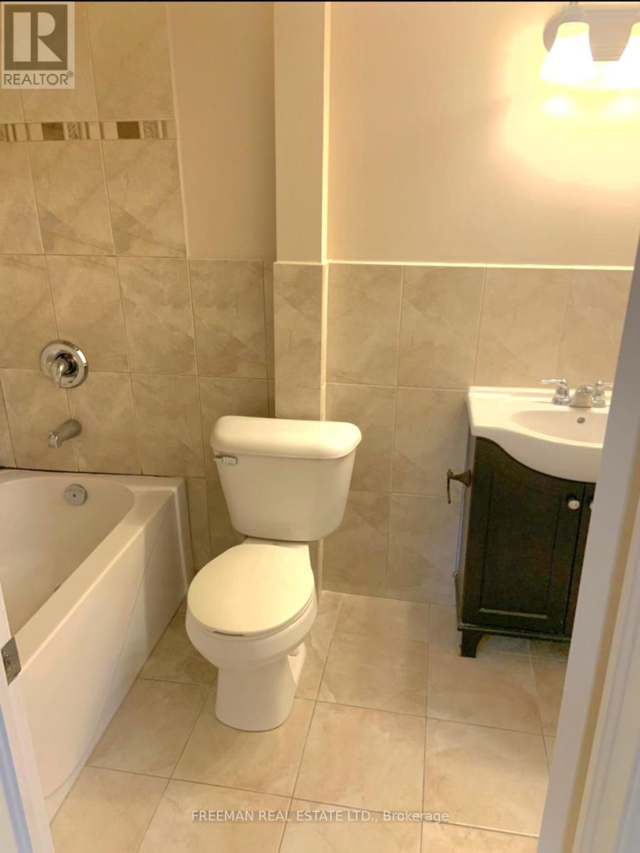 Bsmt - 43 Roberta Drive, Toronto, Ontario M6A 2J8 - Photo 9 - C12554296