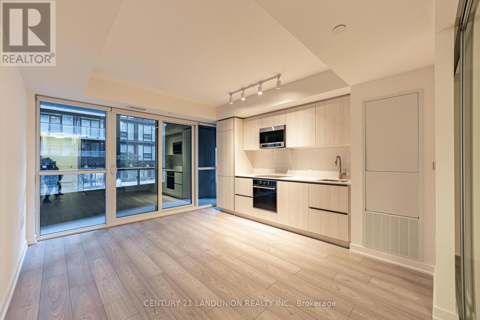 309 - 110 Broadway Avenue, Toronto, Ontario  M4P 1V7 - Photo 6 - C12554298