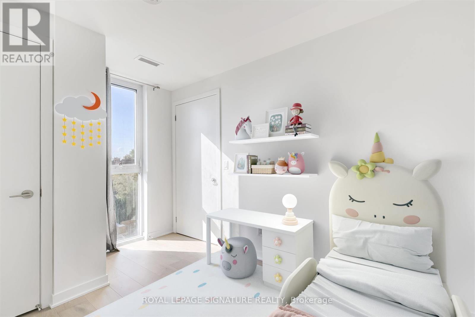 501 - 185 Alberta Avenue, Toronto, Ontario  M6C 0A5 - Photo 6 - C12554334