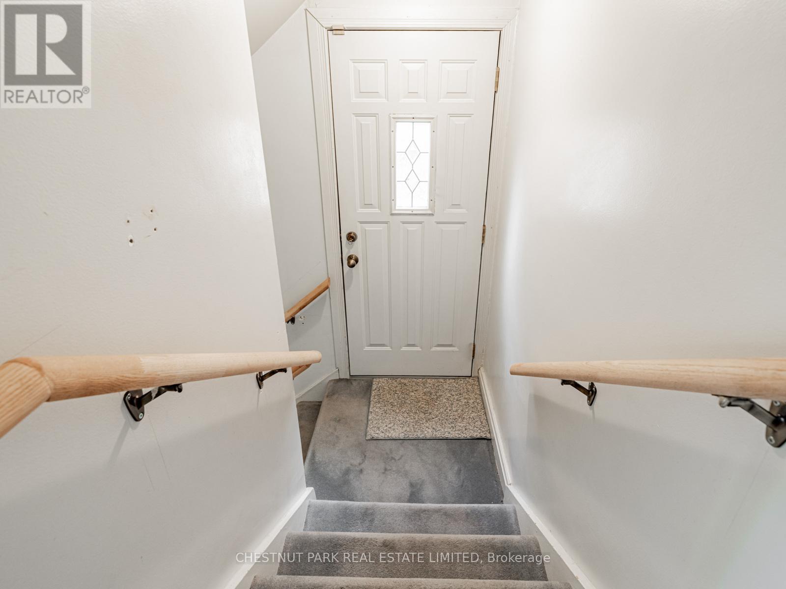 67 Viewmount Avenue, Toronto, Ontario  M6B 1T5 - Photo 21 - C12554410