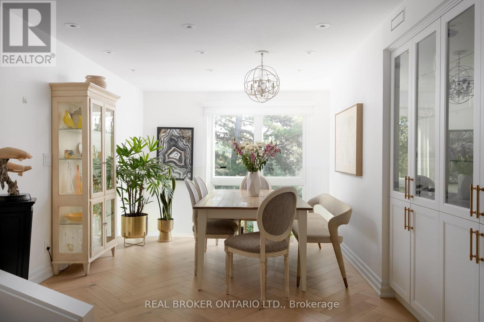 B - 187 Sherwood Avenue, Toronto, Ontario  M4P 2A9 - Photo 2 - C12554418