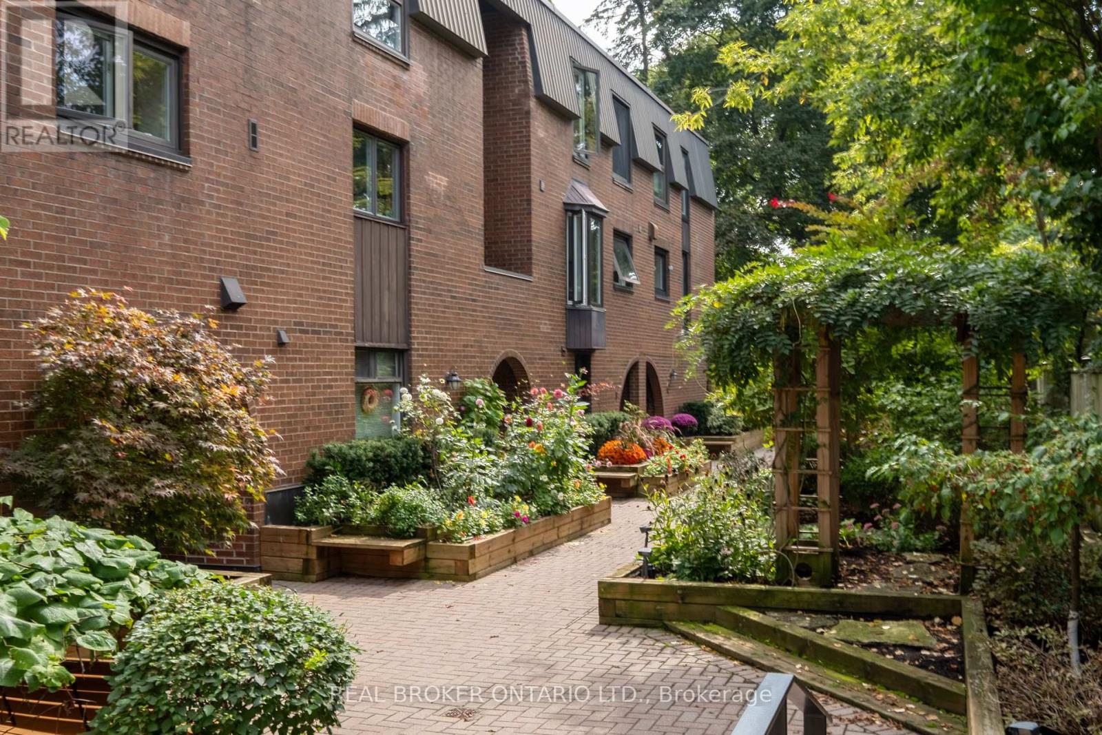 B - 187 Sherwood Avenue, Toronto, Ontario  M4P 2A9 - Photo 27 - C12554418