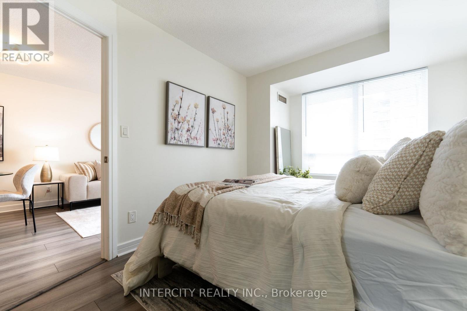 1706 - 16 Harrison Garden Boulevard, Toronto, Ontario  M2N 7J6 - Photo 16 - C12554426