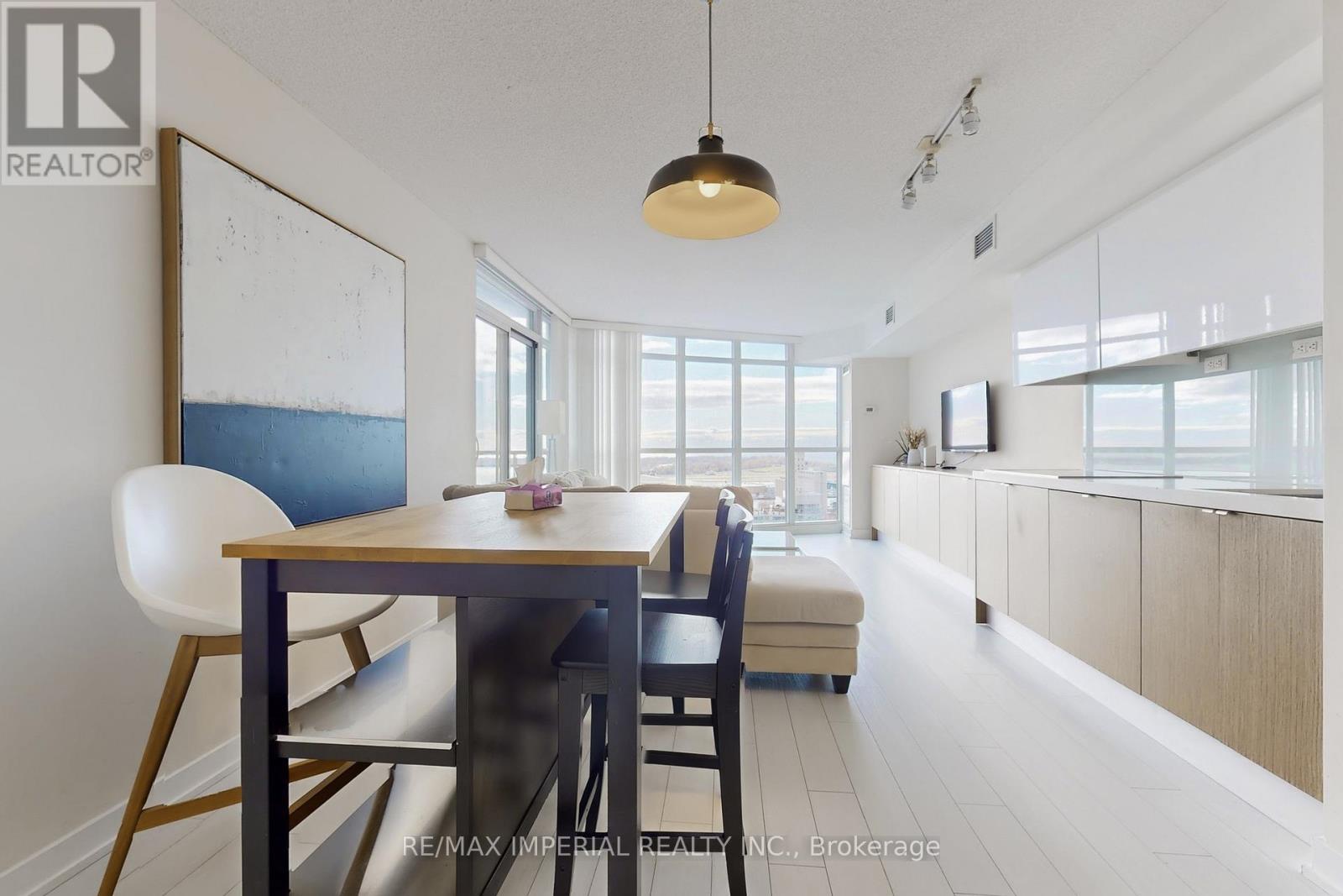 2306 - 21 Iceboat Terrace, Toronto, Ontario  M5V 4A9 - Photo 12 - C12554430