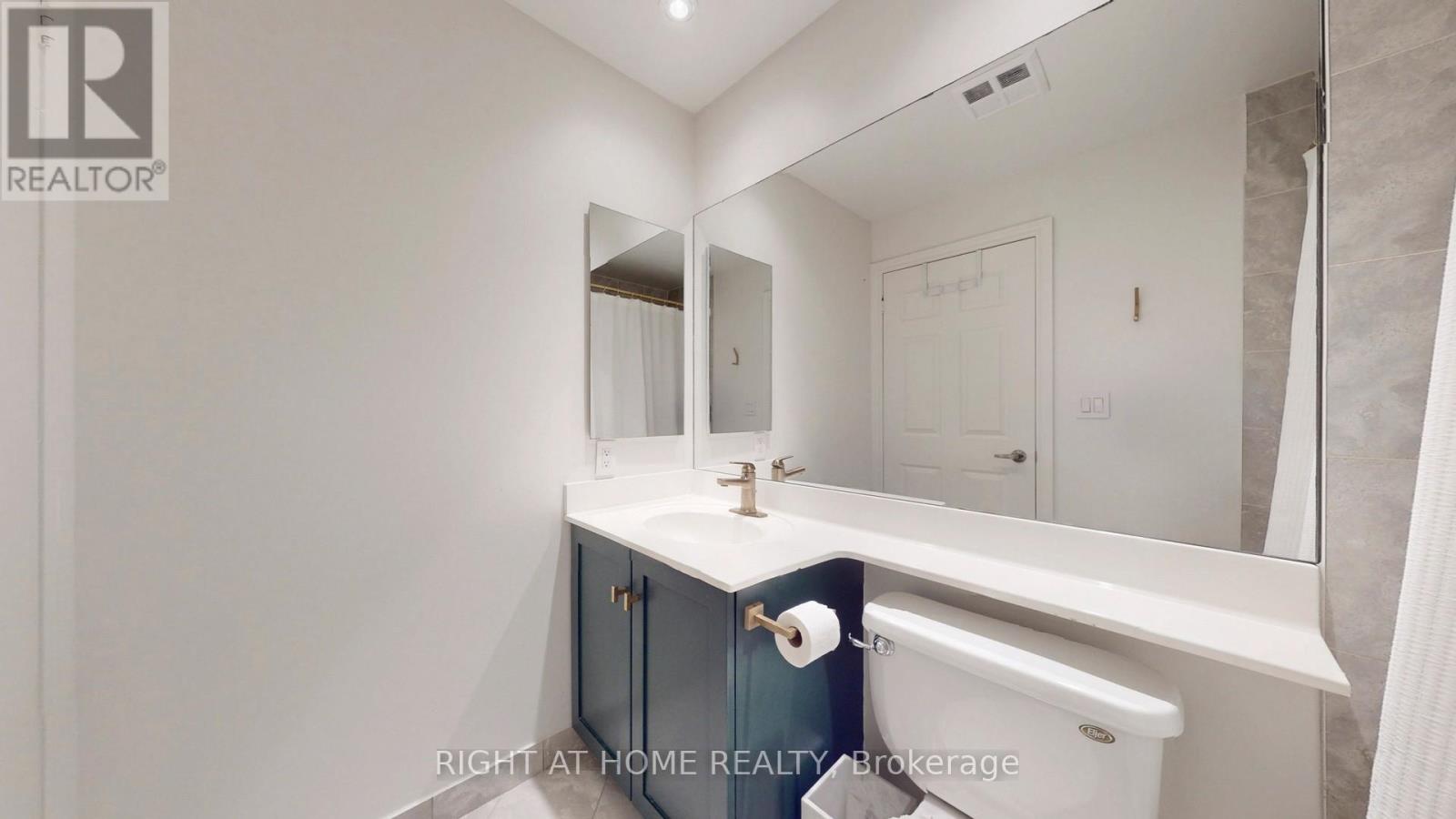 Ph26 - 250 Wellington Street W, Toronto, Ontario  M5V 3P6 - Photo 23 - C12554440