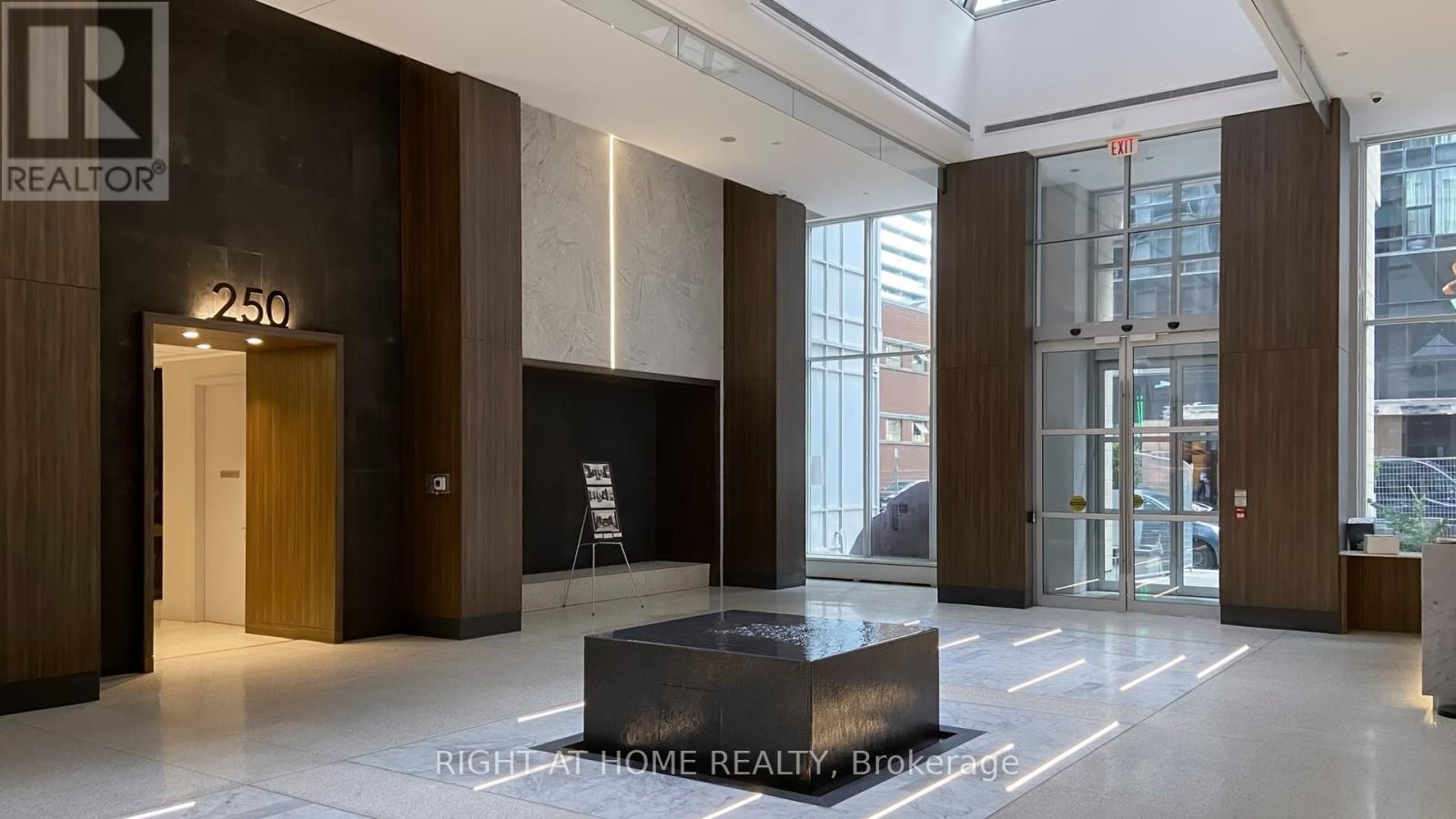 Ph26 - 250 Wellington Street W, Toronto, Ontario  M5V 3P6 - Photo 48 - C12554440