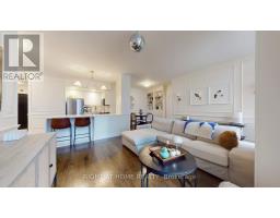 PH26 - 250 WELLINGTON STREET W