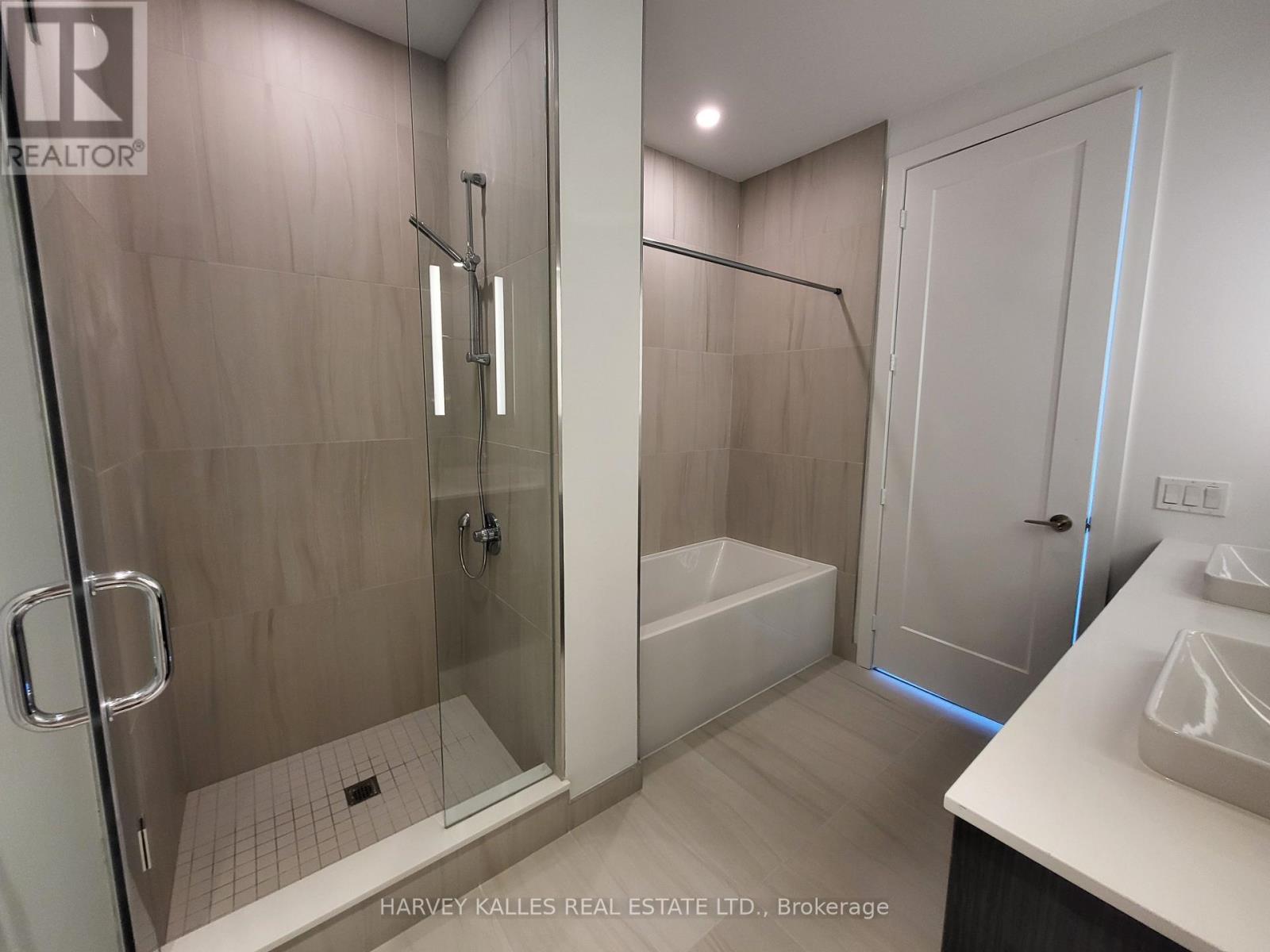 3003 - 470 Front Street W, Toronto, Ontario  M5V 0V6 - Photo 18 - C12554442