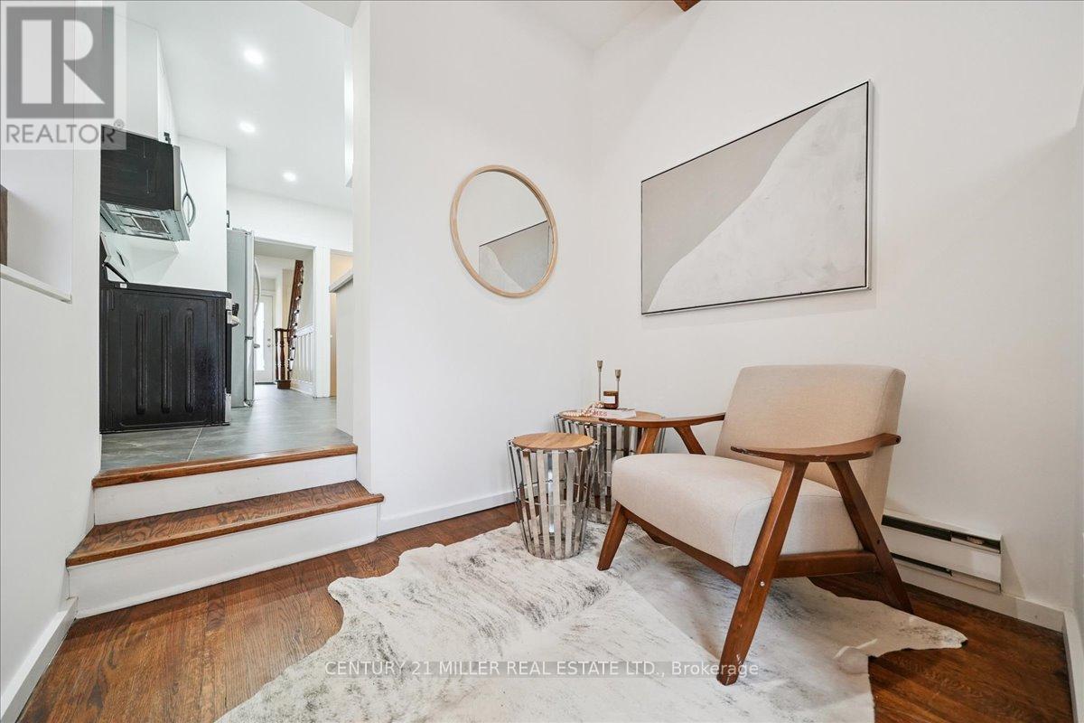 94 Castlewood Road, Toronto, Ontario  M5N 2L4 - Photo 10 - C12554444