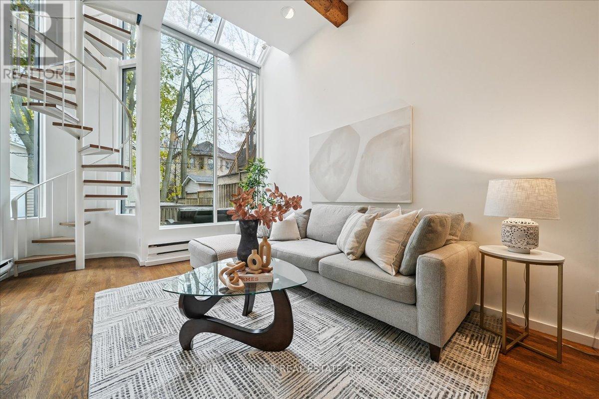 94 Castlewood Road, Toronto, Ontario  M5N 2L4 - Photo 12 - C12554444