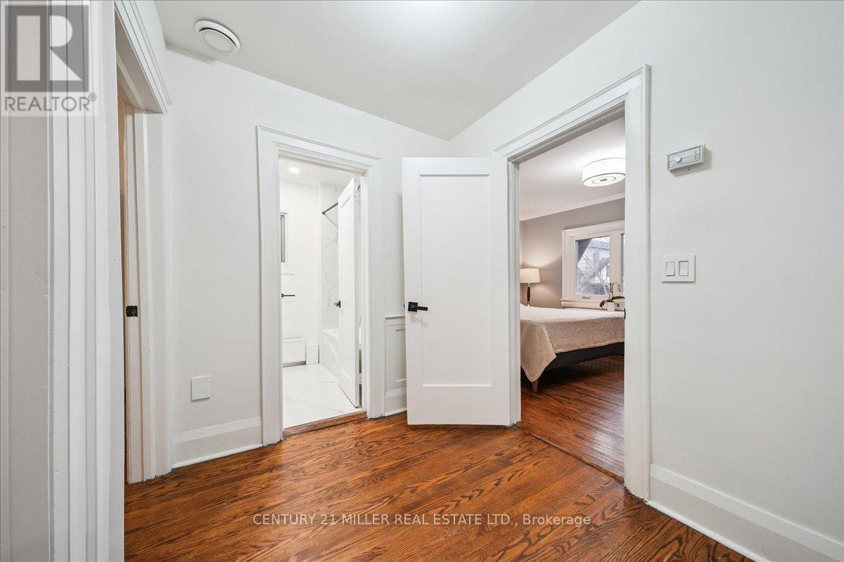 94 Castlewood Road, Toronto, Ontario  M5N 2L4 - Photo 18 - C12554444