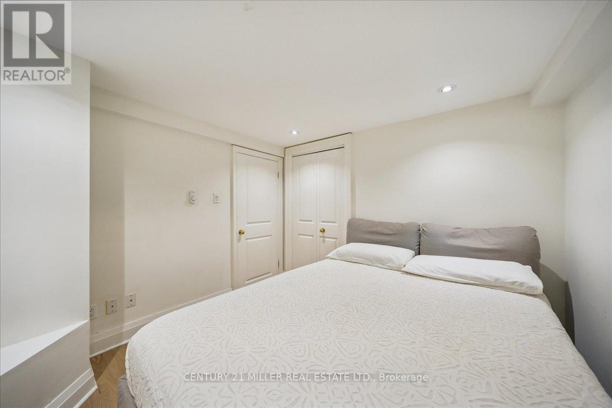 94 Castlewood Road, Toronto, Ontario  M5N 2L4 - Photo 33 - C12554444