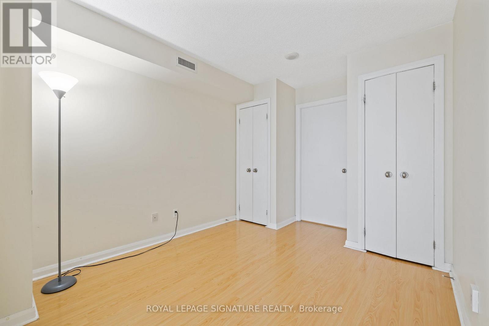 915 - 111 Elizabeth Street, Toronto, Ontario  M5G 1P7 - Photo 6 - C12554488