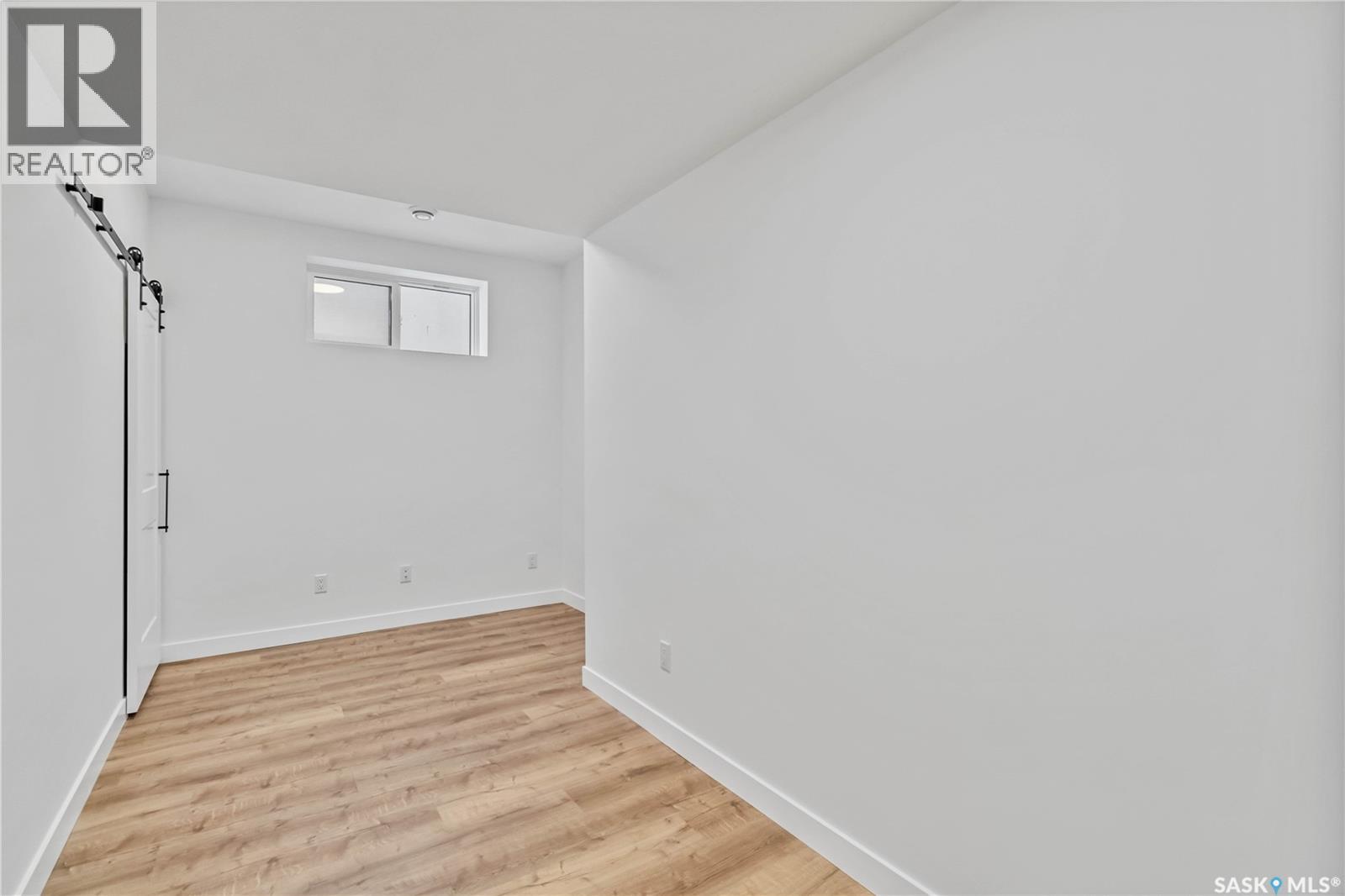 327 Woolf Bay, Saskatoon, Saskatchewan  S7W 1E5 - Photo 36 - SK024161