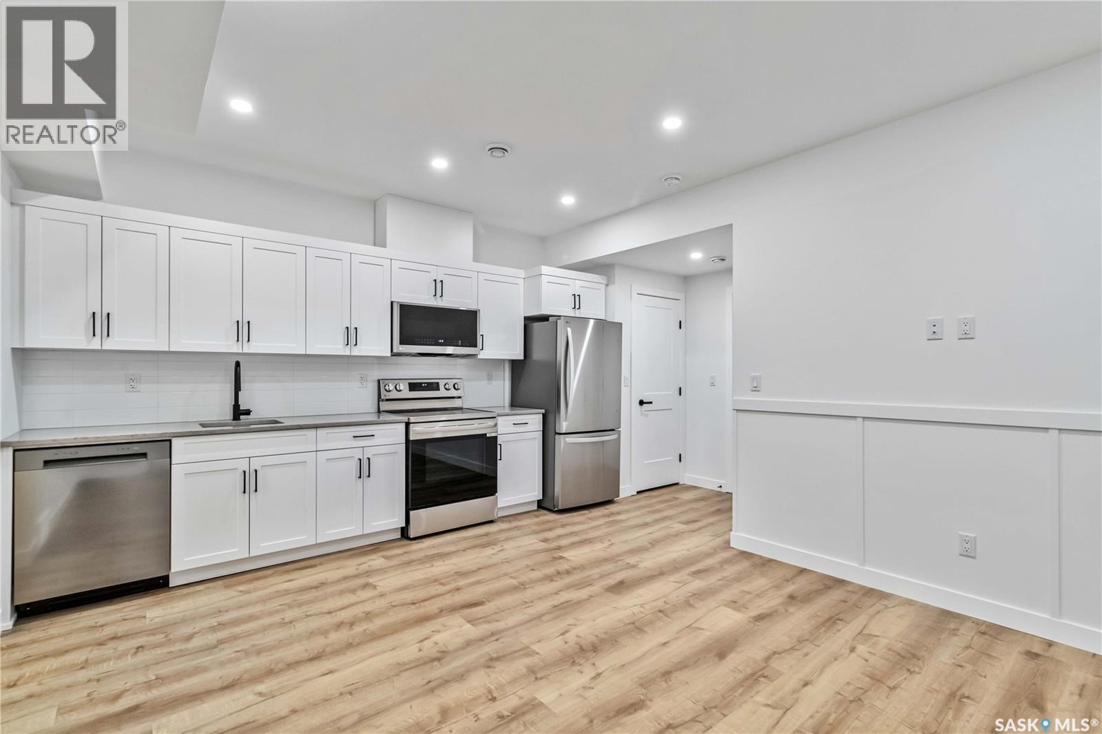 327 Woolf Bay, Saskatoon, Saskatchewan  S7W 1E5 - Photo 39 - SK024161