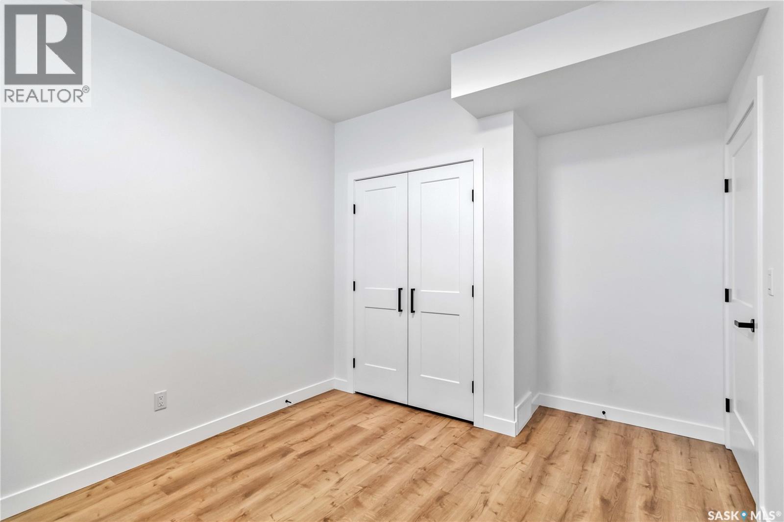 327 Woolf Bay, Saskatoon, Saskatchewan  S7W 1E5 - Photo 43 - SK024161