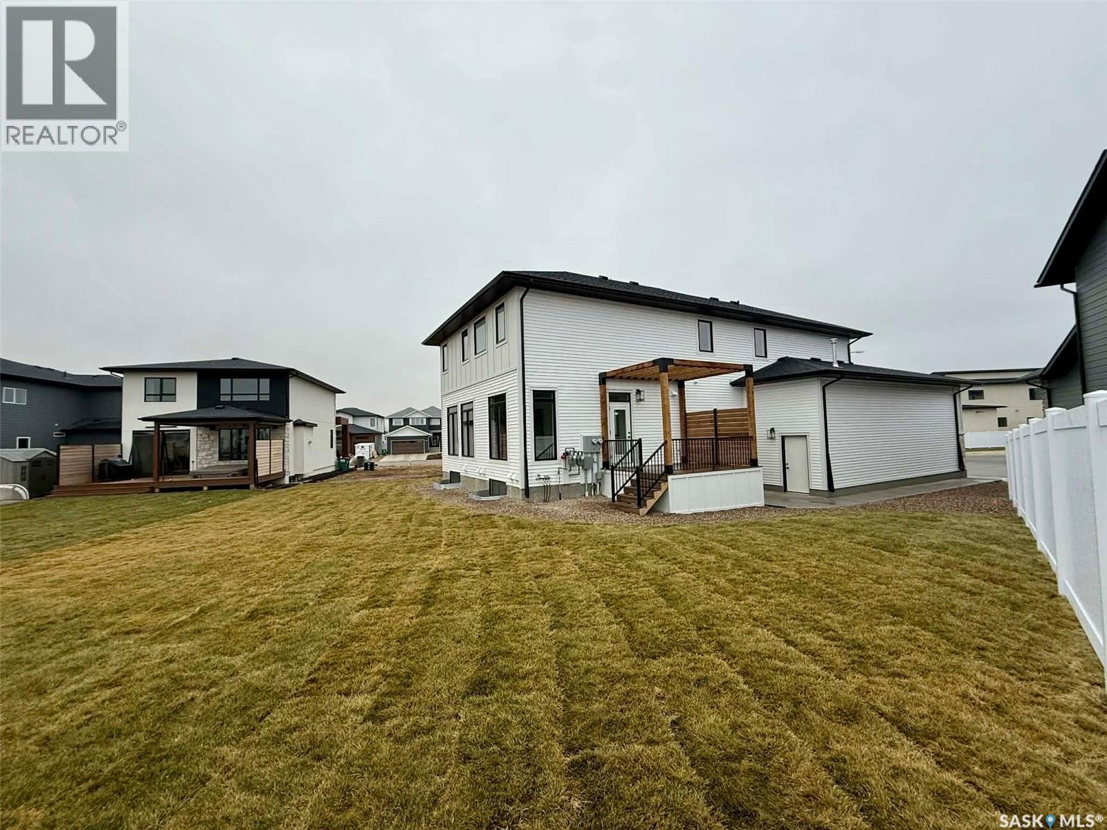 327 Woolf Bay, Saskatoon, Saskatchewan  S7W 1E5 - Photo 48 - SK024161