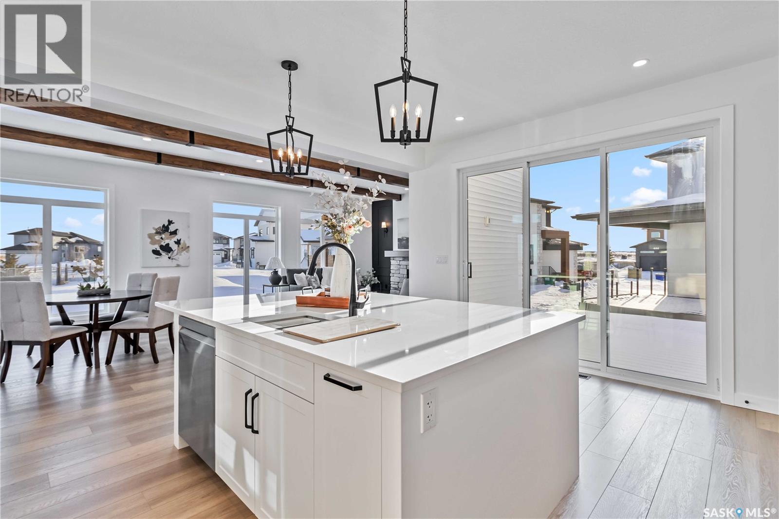 327 Woolf Bay, Saskatoon, Saskatchewan  S7W 1E5 - Photo 8 - SK024161