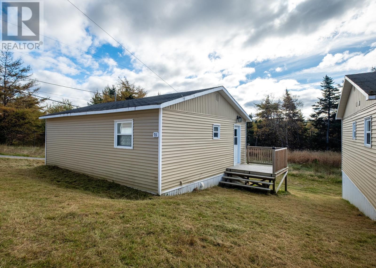 911-913 A Main Road, Dunville-Placentia, Newfoundland & Labrador  A0B 1S0 - Photo 1 - 1292550