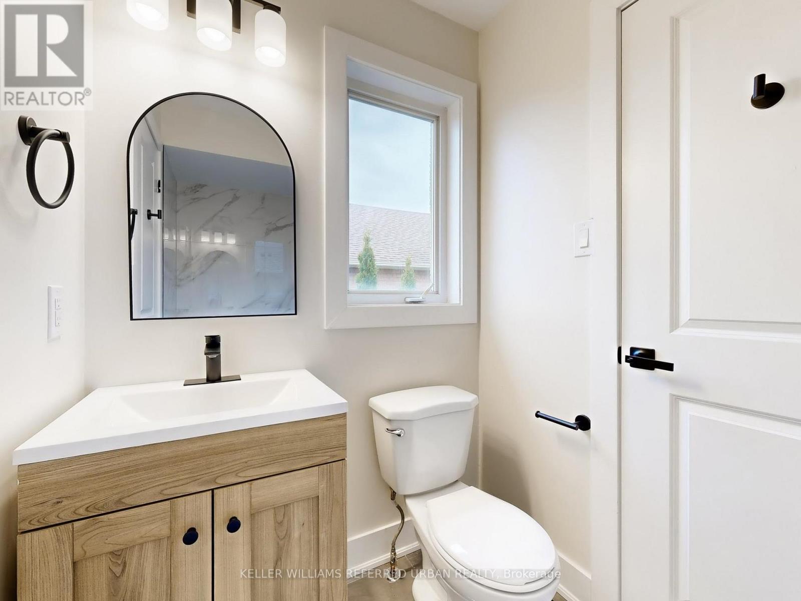 176 Tormina Boulevard, Whitby, Ontario  L3R 3R5 - Photo 38 - E12554210