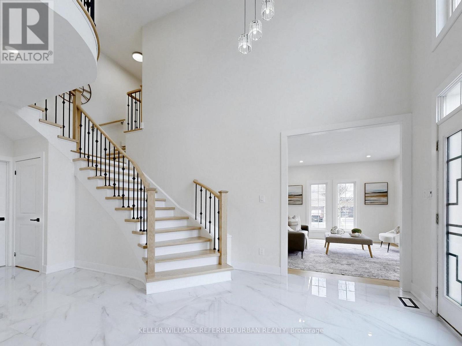 176 Tormina Boulevard, Whitby, Ontario  L3R 3R5 - Photo 7 - E12554210