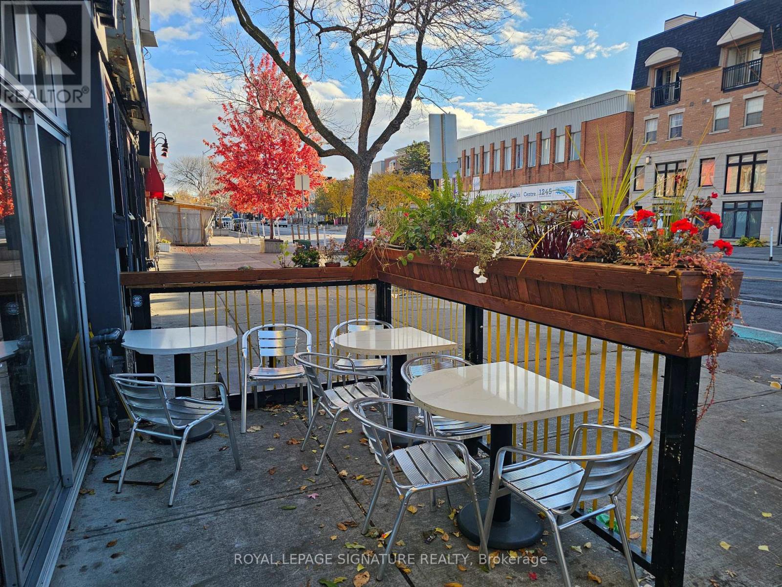 1236 Danforth Avenue, Toronto, Ontario M4J 1M6 - Photo 3 - E12554240